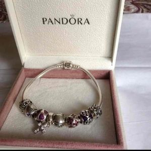 Pandora bracelet with 8 pcs charms